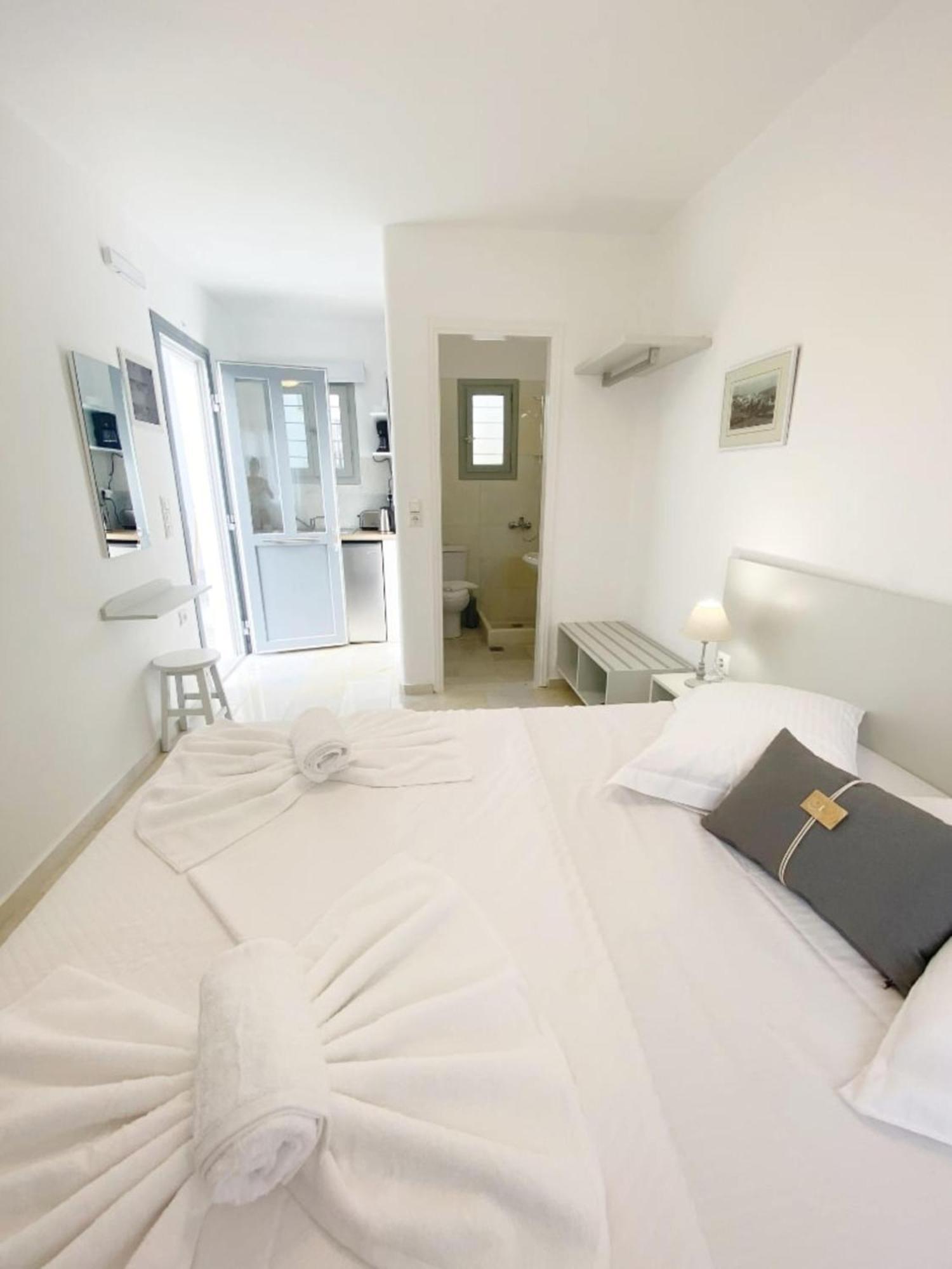 Heart Of Paros Apartments Екстериор снимка