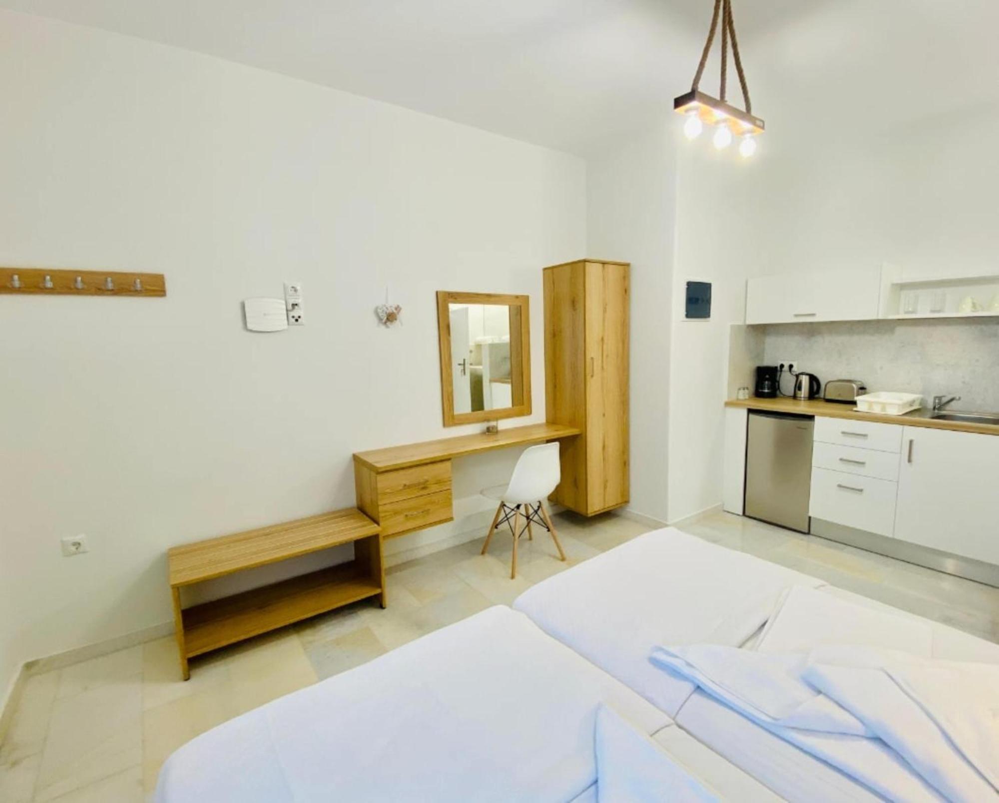 Heart Of Paros Apartments Екстериор снимка